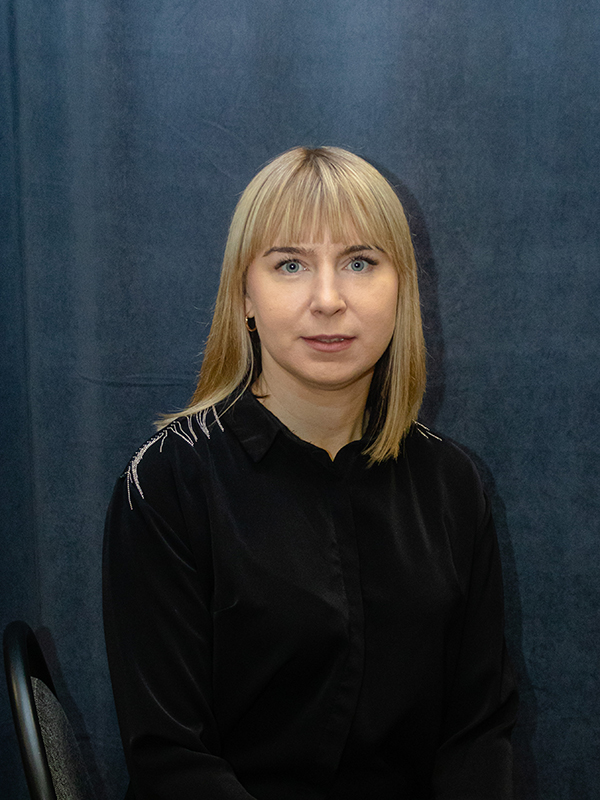 Гнутова Елена Вадимовна.